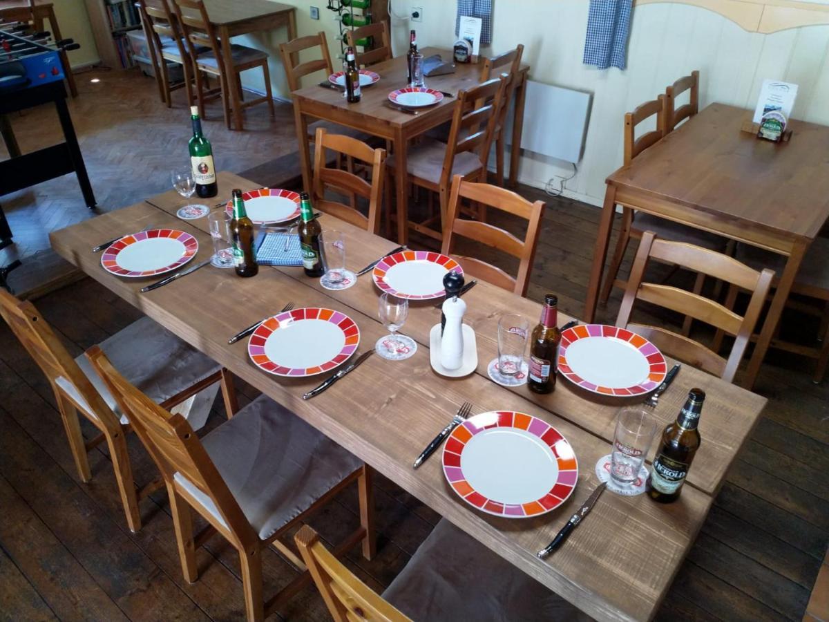 Camping & Guest House Pliskovice Mirovice ภายนอก รูปภาพ