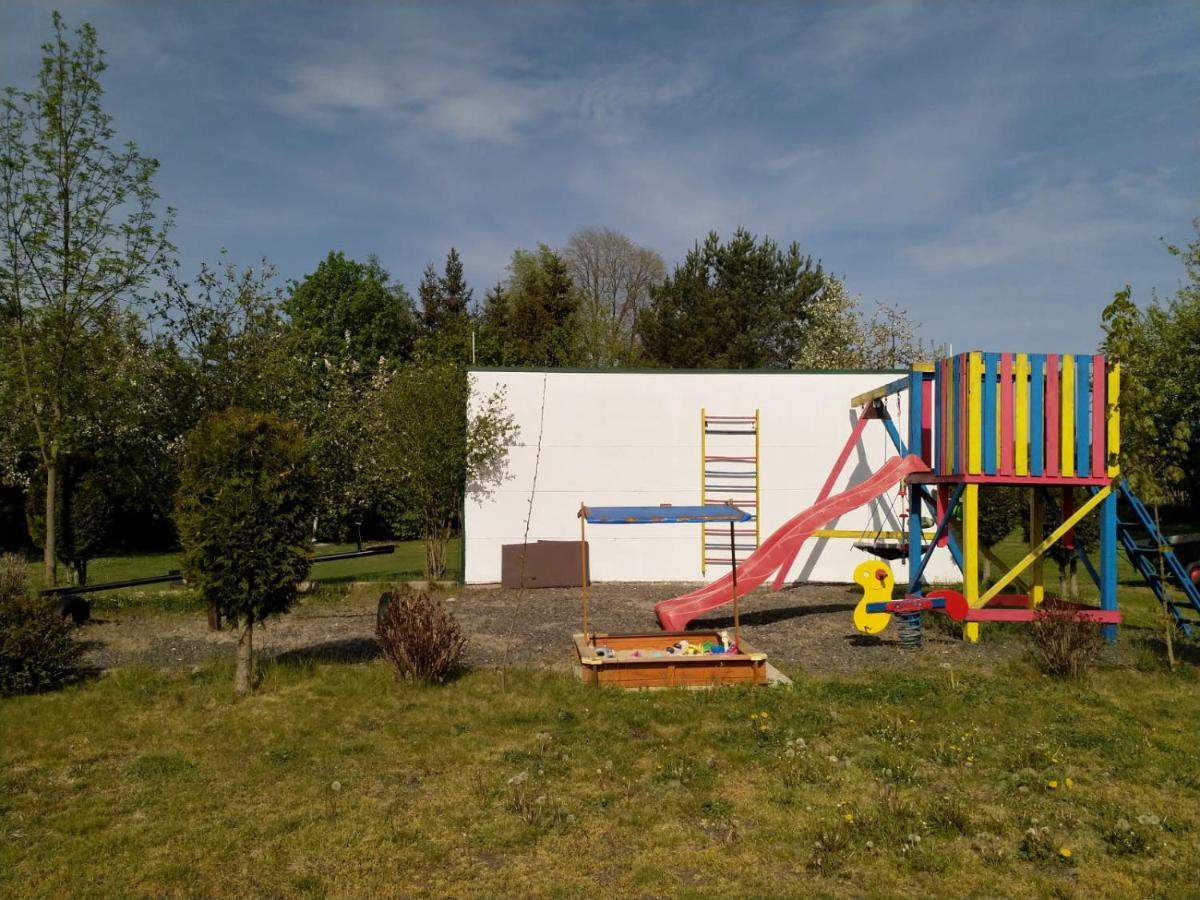 Camping & Guest House Pliskovice Mirovice ภายนอก รูปภาพ