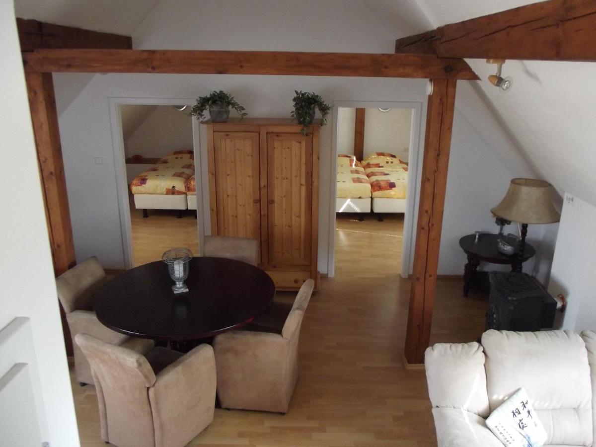 Camping & Guest House Pliskovice Mirovice ภายนอก รูปภาพ